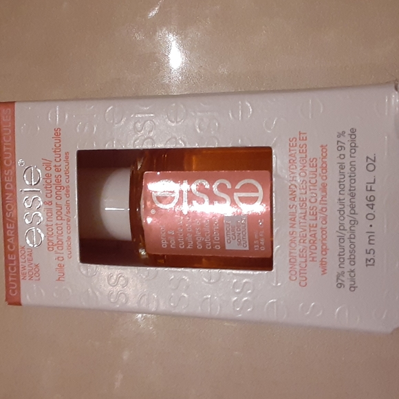 Essie Apricot Nail & Cuticle Oil - Picture 2 of 5